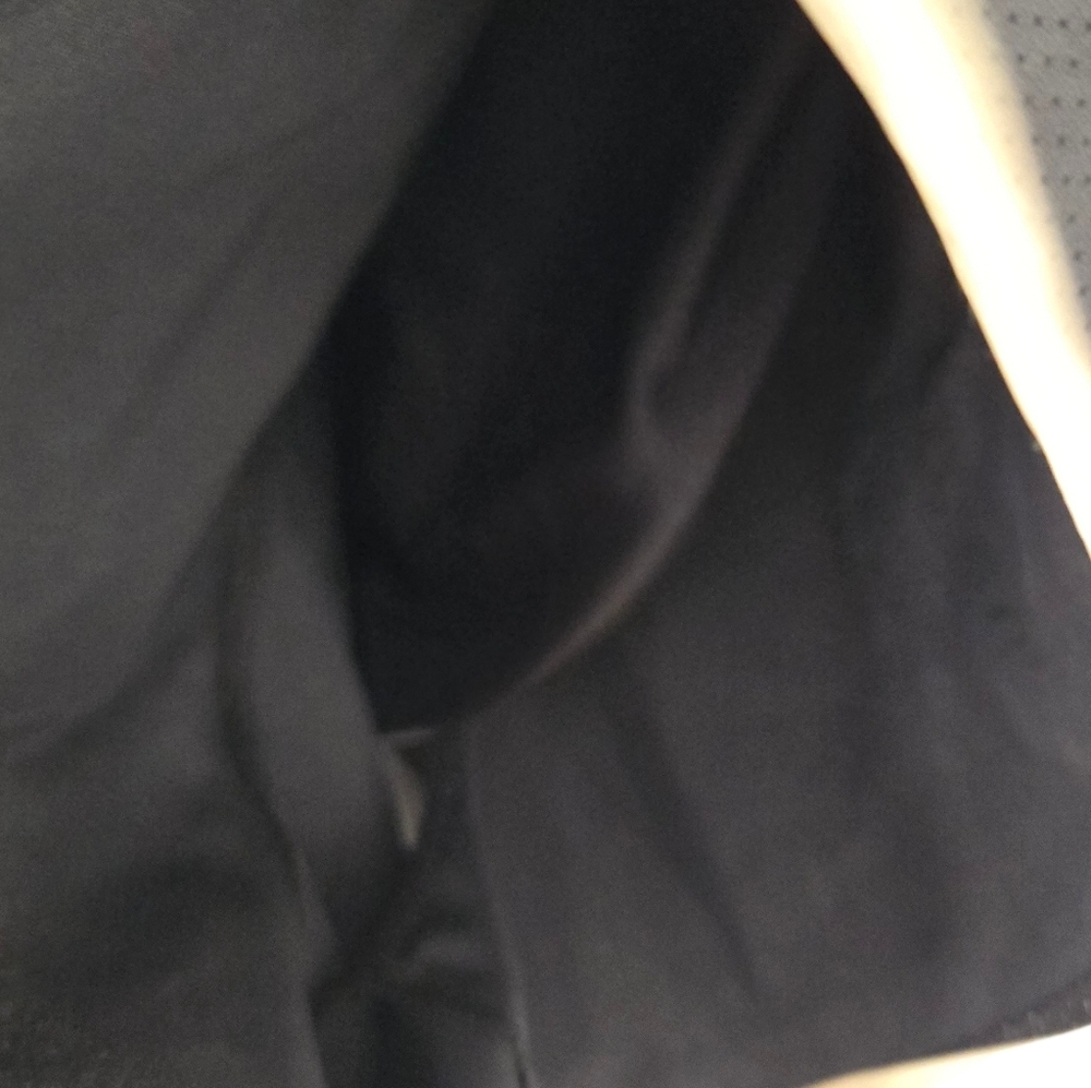 Nike Women's Black Shorts with Gold Trim Size Medium - Picture 3 of 4